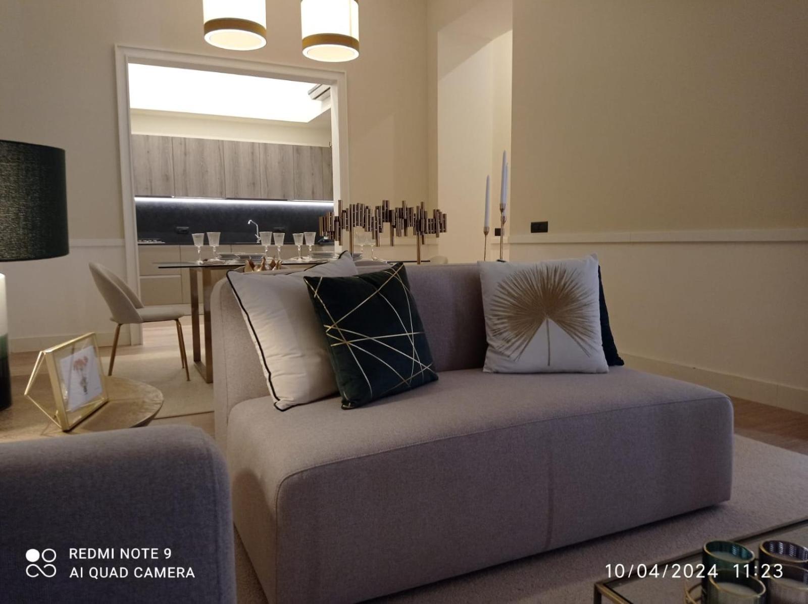 Margherita Apartments Naples Luaran gambar
