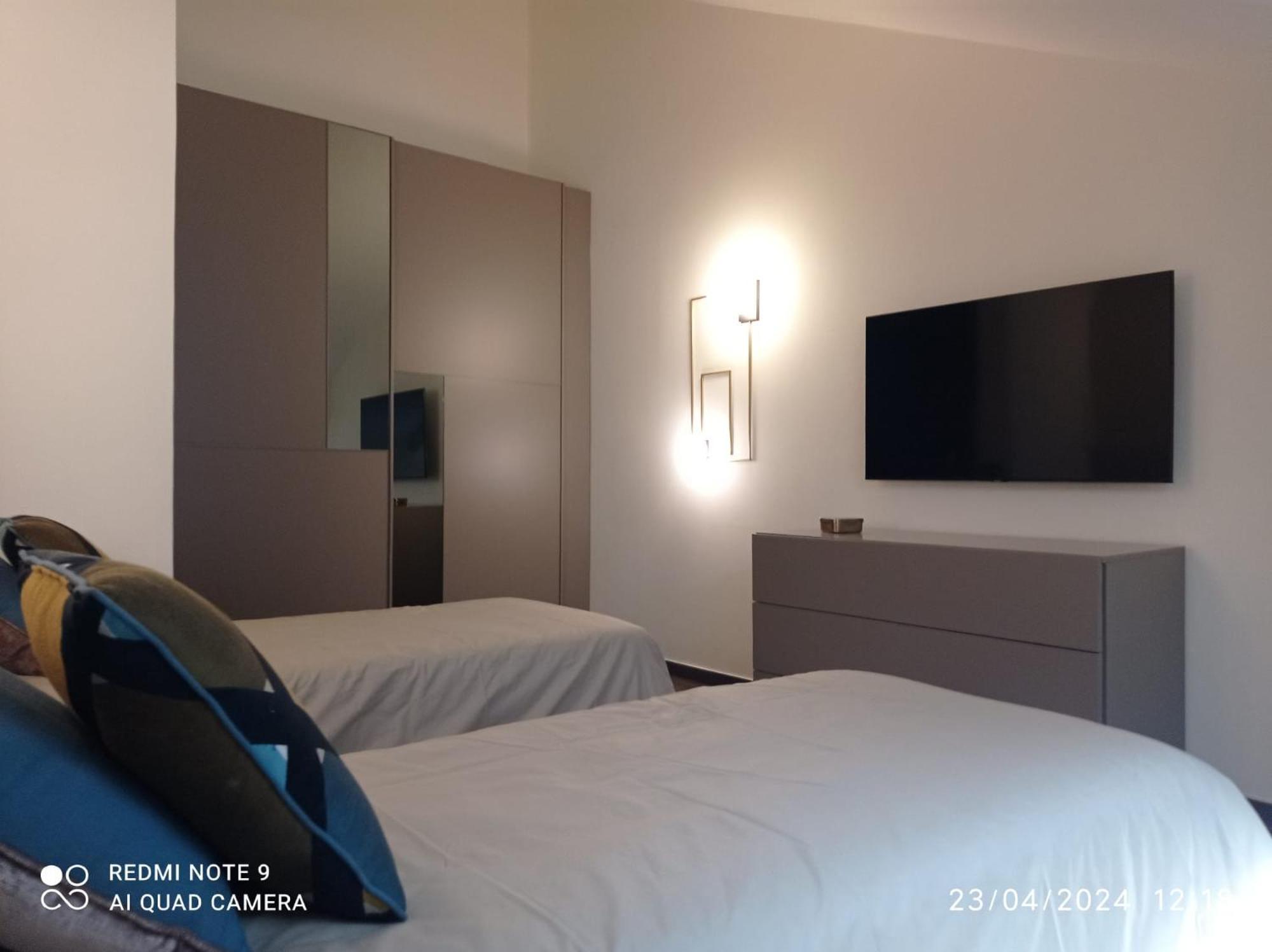 Margherita Apartments Naples Luaran gambar
